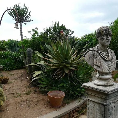 Yucca Konukevi Avola