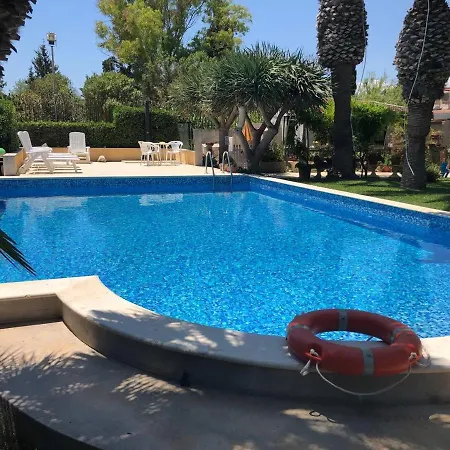 Yucca Guest house